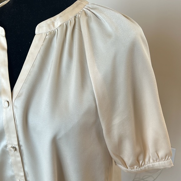 Greylin button down top - Picture 3 of 3